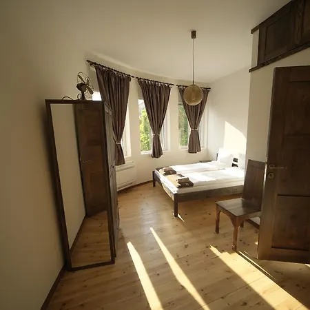 The Flyingtheatre Apartman *