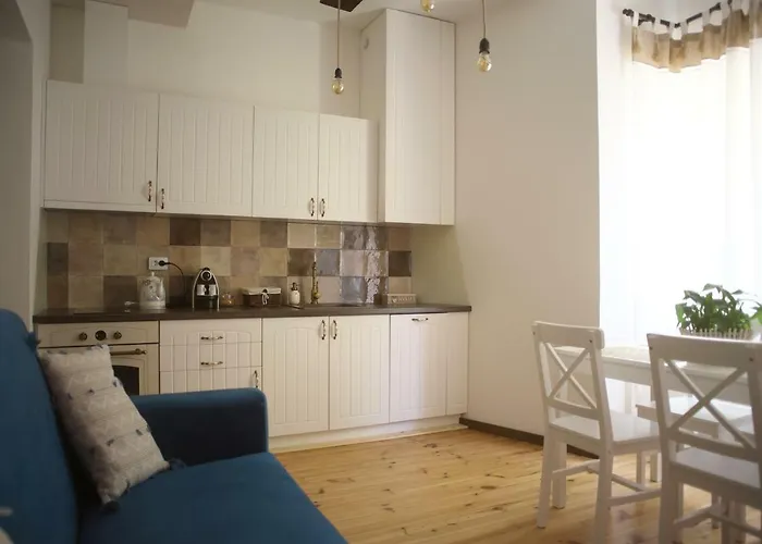 公寓 The Flyingtheatre