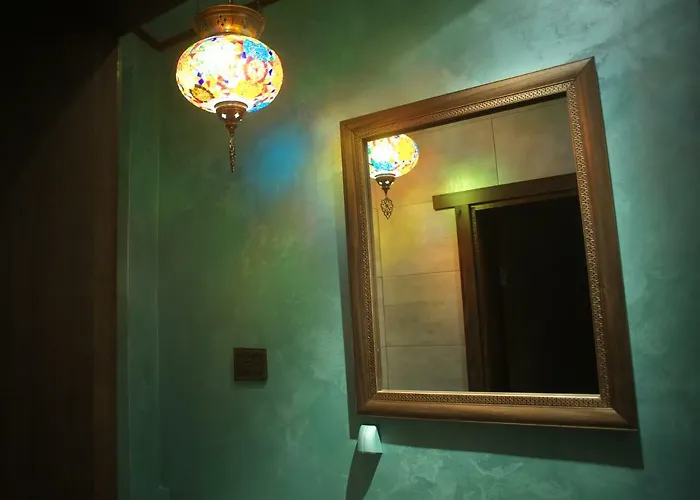 The Flyingtheatre Apartment *