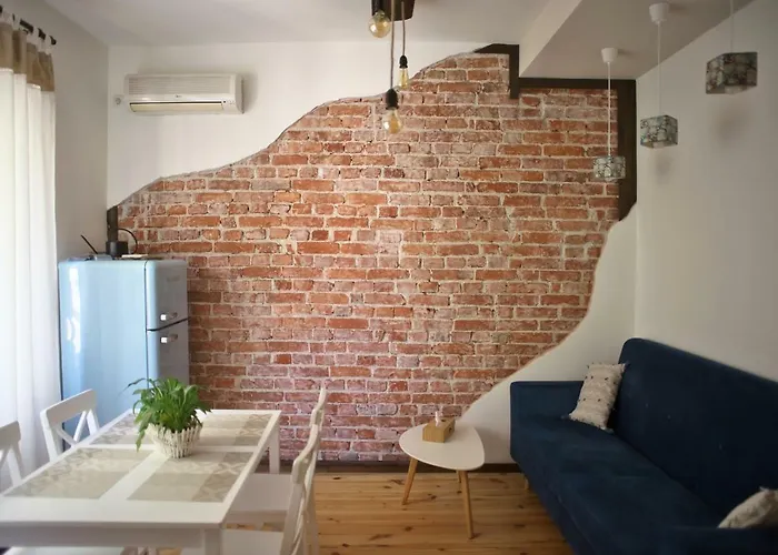 The Flyingtheatre Apartment