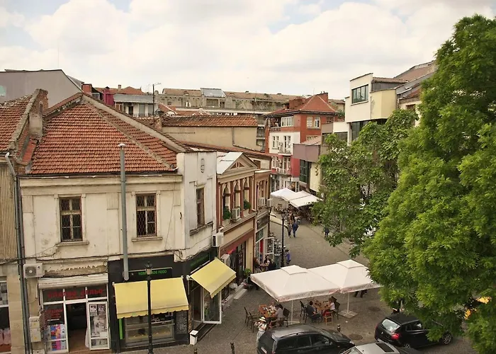 Daire The Flyingtheatre